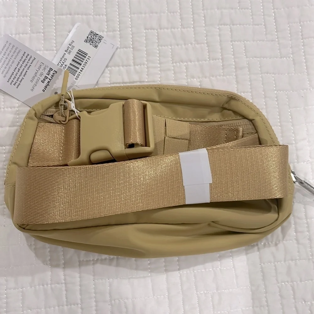 LULULEMON :: BELT BAG